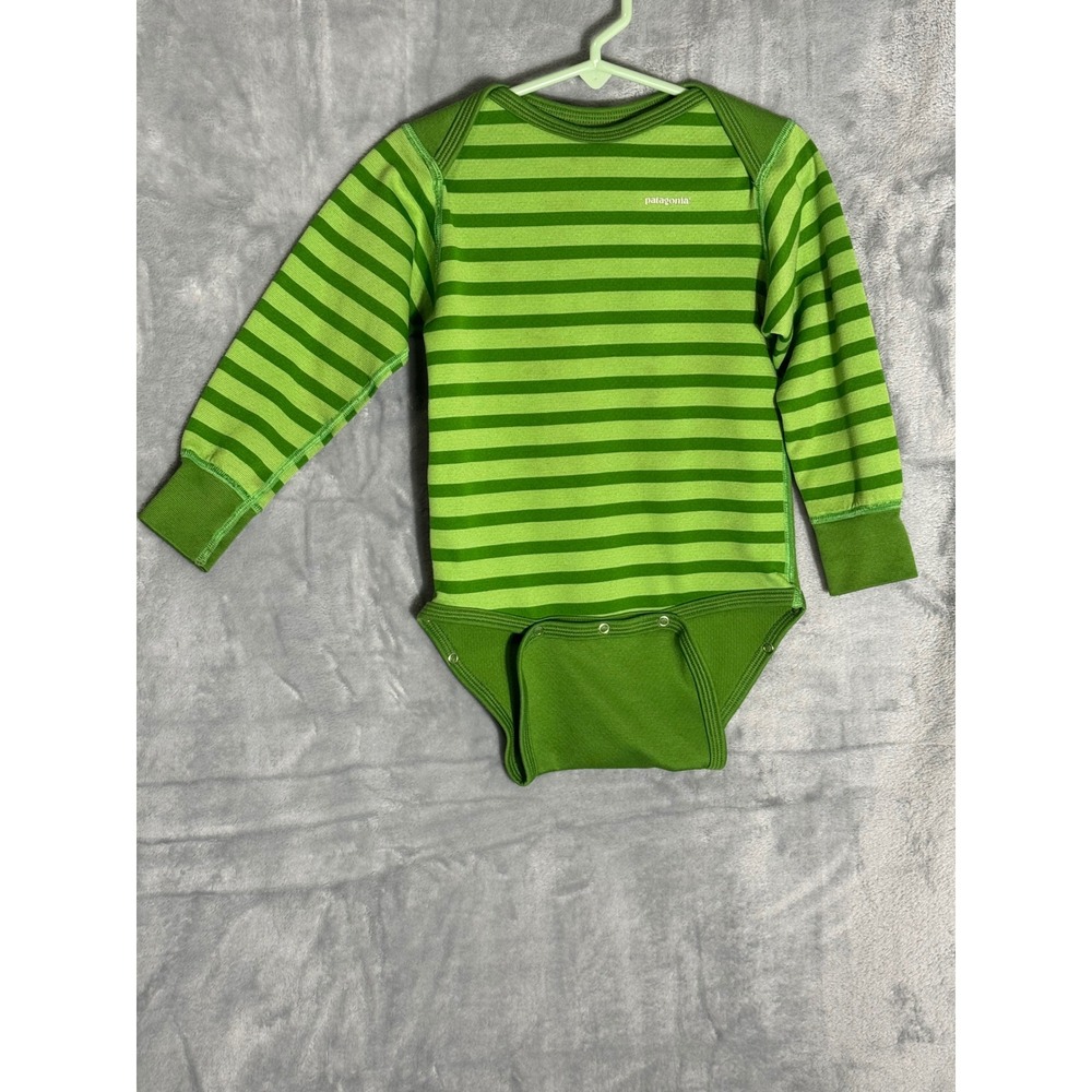 Patagonia Capilene 3 Midweight Striped Green Bodysuit 2T 60052 Base 
Layer